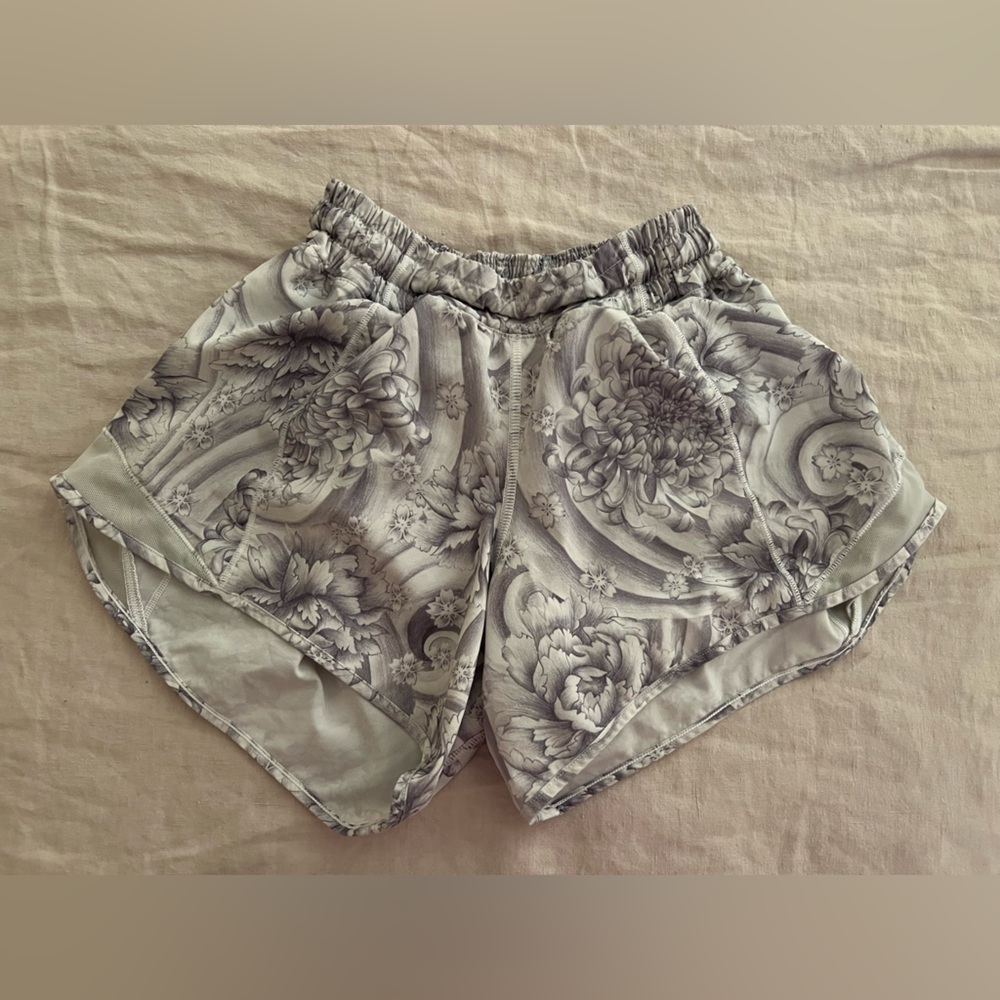 Lulu lemon shorts
